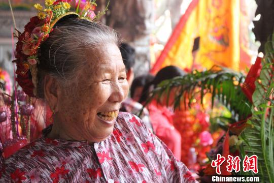 福建泉州蟳浦順濟(jì)宮重修落成蟳浦女與媽祖信俗記鄉(xiāng)愁